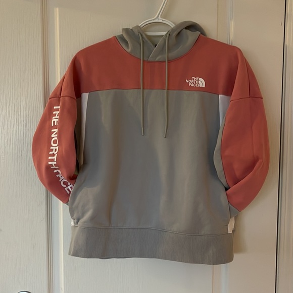 North Face Hoodie - Picture 5 of 11